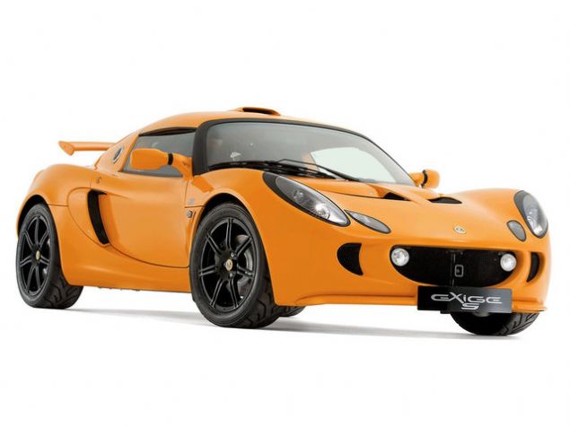Lotus: �ngiltere'de kurulan spor otomobili markas�, ad�n� Lotus �i�e�inden al�r     