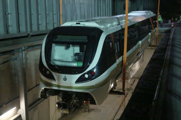 -Trenler fren yapt���nda enerji geri kazan�larak di�er trenlerin �eki� enerjisine y�nlendirilecek.    - Konforlu bir yolculuk i�in titre�im ve ses izolasyonu olacak. 