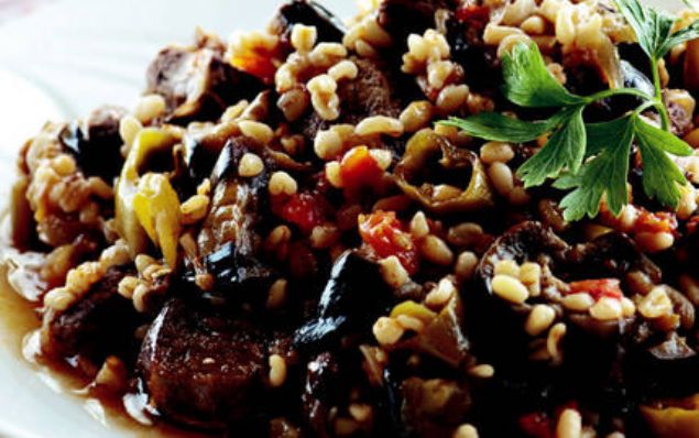                                                                 Patlcan silkmesi :Nefis bir zeytinyal    <br><br>  Kaynak: NTV                                                           