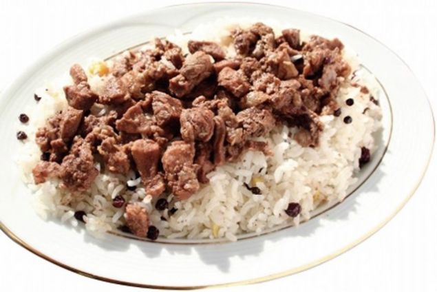                                                                 Dn pilav : Et suyu ile hazrlanan pilav kuzu etiyle servis edilir                                                          