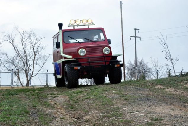 Nalbant, arata ayrca fosfor boya teknii kullanldn, bylece gn nn toplanarak gece karanlkta aracn grnebilir klndn da ifade etti.   