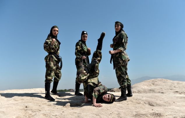 te ran'n ninja kadnlarnn antrenmanndan kareler... 