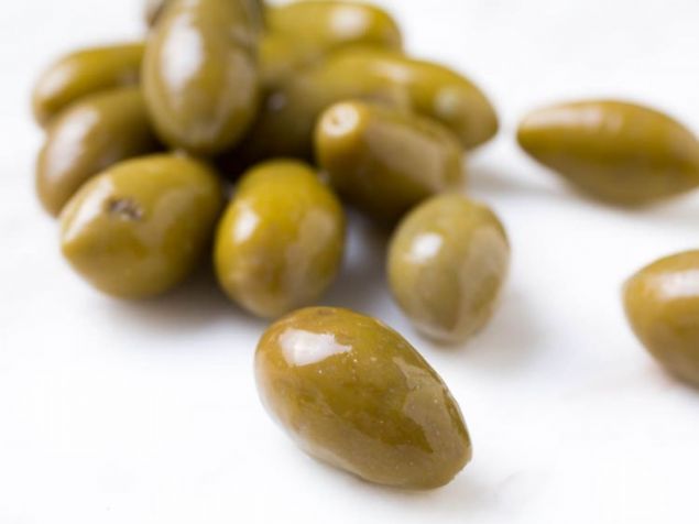 �ekirdekte olan bu �z, mide yanmas� olan ki�ilerde mide i� y�zeyini g��lendirerek yanmalar� azalt�r.      