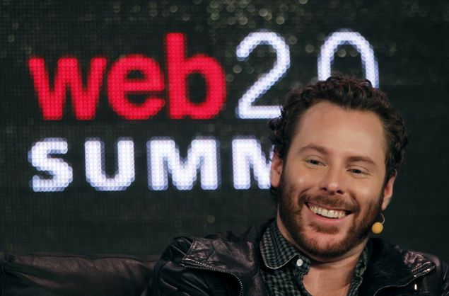 SEAN PARKER ismini ilk olarak bir d�nemin pop�ler m�zik ve medya payla��m platformun Napster sayesinde duymu�tuk.   