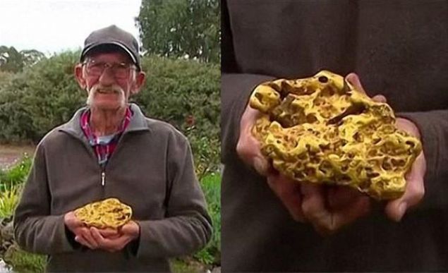 Bulduu altn klesinin deeri ise 300.000 dolar.     