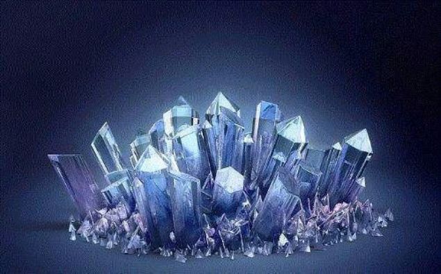 D�nya'n�n en b�y�k kristalleri, 55 ton a��rl���ndad�r. Bu kristaller, Meksika'n�n alt�ndaki Naica g�m�� madenlerinde yatmaktad�r.     