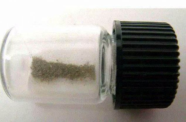 Her g�n uzaydan D�nya'ya 100 ton a��rl���nda meteorit tozu d��mektedir.     