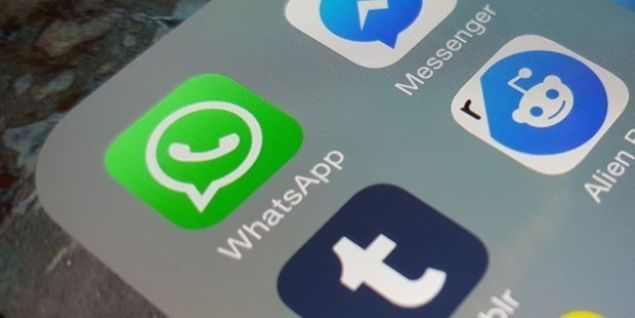                                                                 Halihazrda dokman, fotoraf ve video gnderilebilen uygulamada akll telefon zerinden gnderilebilecek trler bundan fazla deil. Ancak masastnde kullanlan WhatsApp Web srmnden ok daha fazla dosya trnde transfer yapmak mmkn.                                                         
