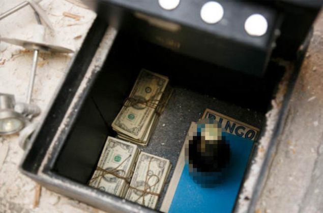 Ve ite o kasann iinden kanlar...    