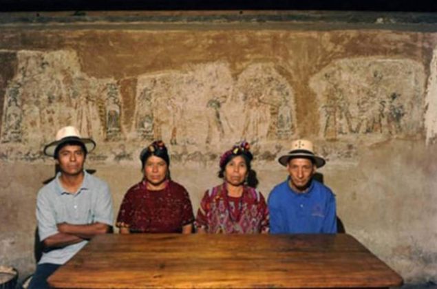 Mutfak duvarlarnn altnda Maya duvar resimleri bulundu.    