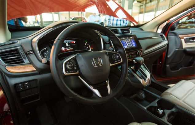 HONDA CR-V (i mekan)   