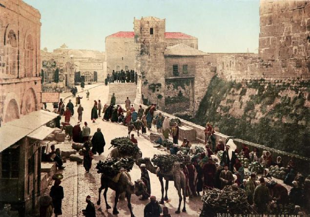 II. Abdlhamid, zellikle yurt dndaki arazileri petrol stratejisinden dolay satn alyor. Bu topraklar igl edilse bile, ahsi mallarn gasp edilemeyeceini gz nne alyor. II. Abdlhamid birok arazi ve tanmaz kendi mlk haline getirip iglden kurtarmak istiyor. 