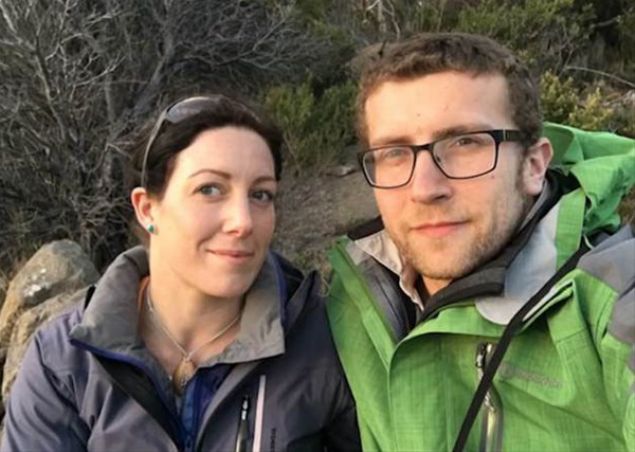 Terry ve Anna, isimli Avustralyal� �iftin evlenme yolundaki ilk ad�m� ilgin� bir hikayeye ev sahipli�i yap�yor.   