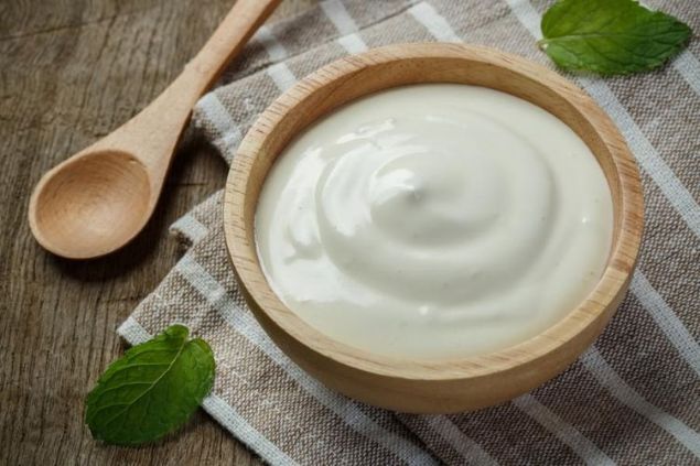 Ayn zamanda yada eriyen vitaminler, grme fonksiyonlarna katks olan A vitamini ve baklk sistemini glendiren E vitamini ieriyor. Yani 'Yourt giren eve doktor girmez.' diyebiliriz.      