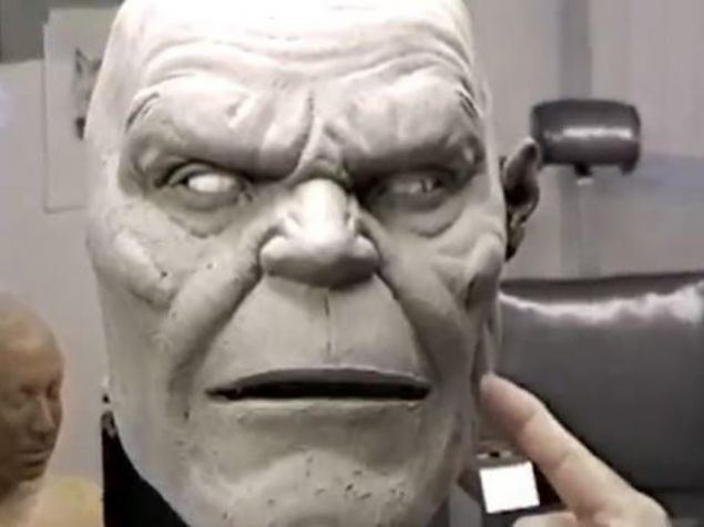 ��te 1995 yap�m� filmde de Goro, oyundaki halinin birebir versiyonu olarak kar��m�za ��km��t�.    