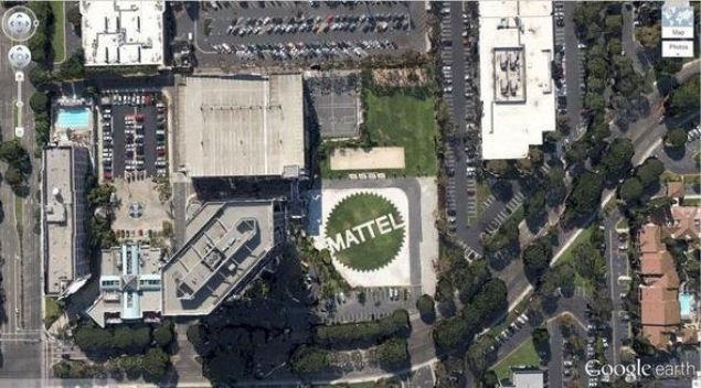 Mattel Logosu    Koordinat: 33.921277, -118.391674  El Segundo, California   