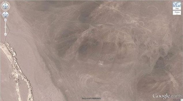 Coca Cola Logosu    Koordinat: -18.529211, -70.249941  Arica, Arica y Parinacota, Chile   