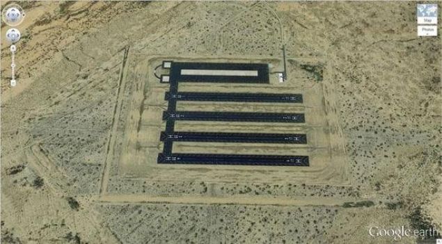 lde birka tane ini pisti    Koordinat: 32.663367, -111.487618  Eloy, Arizona, USA   