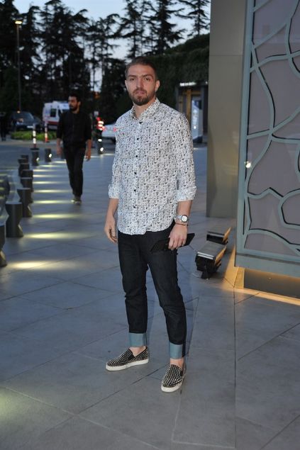 CANER ERKN: 15 Temmuz gn hayatn kaybeden ehitlerimize rahmet , Gazilerimizi minnet ve saygyla anyorum 