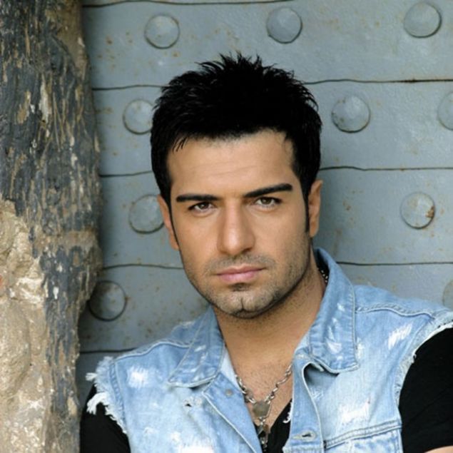 BERDAN MARDN: 15 Temmmuz'da darbecilere kar gen, yal, kadn, erkek demeden hep birlikte direndik. Darbecilere darbe vurduk. Bir ve beraber olunca btn dnyaya neler baarabileceimizi hep birlikte gsterdik. 