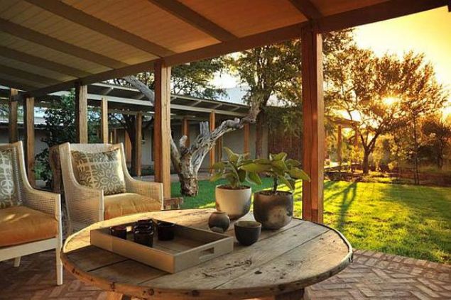 Gecelik oda fiyat 2480 dolar    