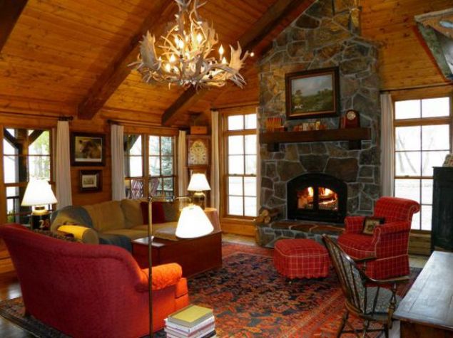 Gecelik oda fiyat 3120 dolar    