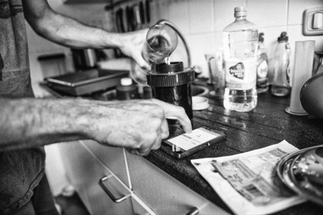 Fotoraflar Facebook hesabna ykleyen amatr fotoraf, bir kullancndan mesaj ald. 