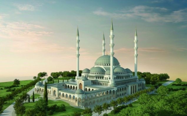 Bursa'nn her yerinden grlebilecek 41 metre kubbe yksekliine sahip olacak cami 6400 metrekaresi kapal, toplam 10 bin metrekare alan zerine ina edilecek ve ayn anda 20 bin kii ibadet edebilecek.  