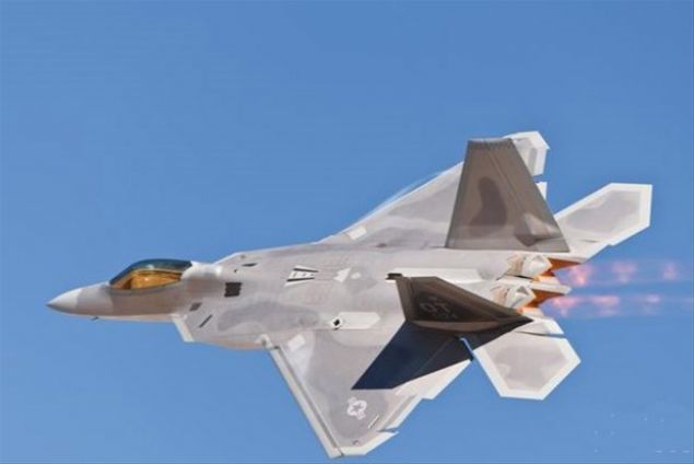 5'inci nesil sava ua kategorisinde yer alan F-22 Raptor, dnyann en iyi ve en pahal muharebe ua olarak kabul edilir.     