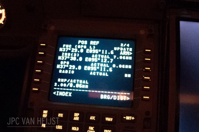 Fotoraflar incelediimde  ard arda birbiri ardna iki roket denemesi yapldnn izlenimini veriyor  