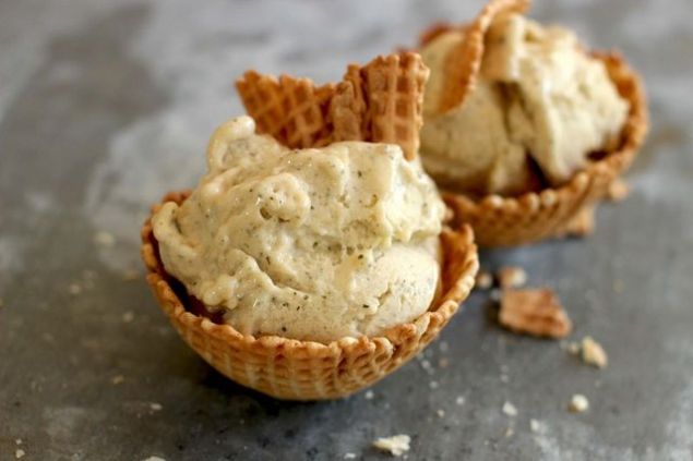 Dondurma<br><br>  Zararl� i�erik: Soya ya��, titanyum dioksit, yapay renklendirici   