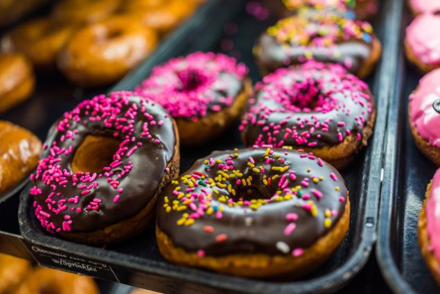 Yapay �ikolatayla kaplanm�� g�dalar<br><br>  Zararl� i�erik: Polisorbat 60   