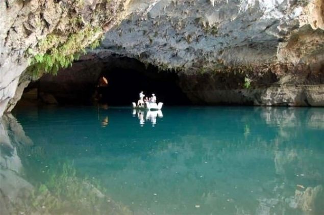 Yer alt� g�l�n�n suyunun sodal� olmas�ndan dolay� canl� ya�am�na uygun olmad���n� dile getiren Be�ikci, suyun ayn� zamanda cilt rahats�zl�klar�na iyi geldi�ine inan�ld���n� bildirdi.  