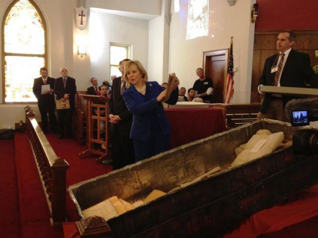 Paket ABDnin orta kesimlerindeki Oklahoma ehrinde bir kilesede muhafaza ediliyordu.     