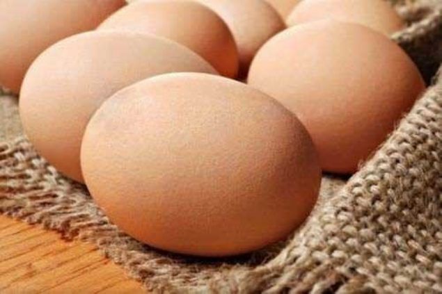 Yumurta kabuunda ayrca magnezyum, bor, bakr, demir, manganez, molibden, kkrt, silikon, inko vb. 27 besin esi bulunmaktadr.     
