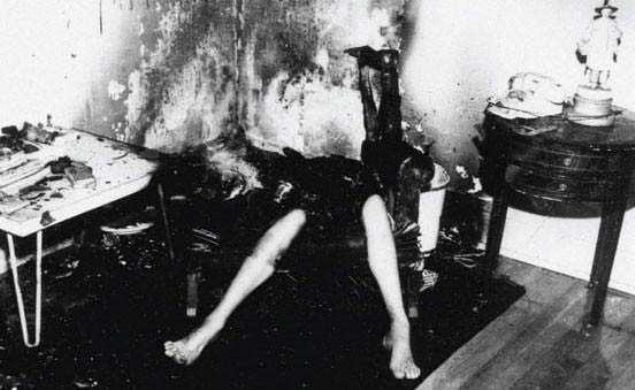                                                                 �ok i�ki i�en bir Parisli olan Nicole Milley yata��nda, geriye sadece kafas� ve parmak kemikleri kalmak �zere k�le d�n��m��t�. Yatak sadece �ok az zarar g�rm��t�. Dupont�un bu garip olay �zerine yazd��� kitap bu konu hakk�ndaki s�ylentileri g�ndeme ta��m��t�.                                                         