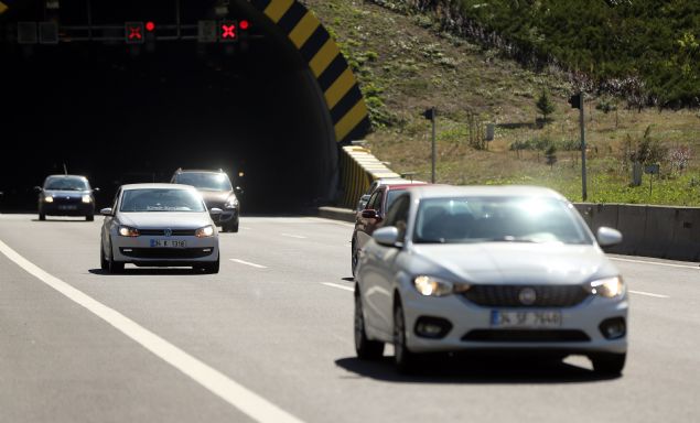 <div>  	 </div>  <div>  	<div>  		Sarçökek, Bçkyan, 1, 2 ve 3'üncü viyadükler üzerinde görülen akc younluun bugün ve yarn artarak devam etmesi bekleniyor.</div>  	<div>  		 </div>  </div>  