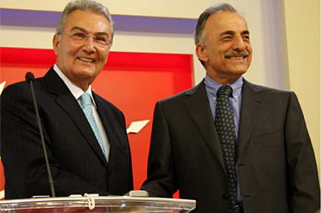    25. D�NEMDE EN YA�LI M�LLETVEK�L�  <br><br>      Deniz Baykal, 1973 y�l�nda ba�lad��� siyaset hayat�n�n 42. y�l�nda bir kez daha milletvekili se�ildi. 2015 Genel Se�imi i�in Antalya�dan aday aday� olan ve �nse�imle ikinci s�ra aday� g�sterilen Baykal, dokuzuncu kez Meclis'e girdi. Antalya�da �nse�im yap�lmas�n� K�l��daro�lu�na kendisinin rica etti�ini belirten Baykal, 'Antalya'da �nse�im yap�l�yor olmas�, bizim bu anlay���m�zla do�rudan ilgilidir.  