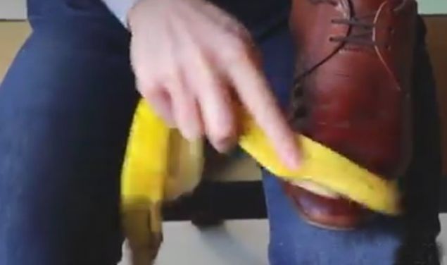       Deri ayakkablarnza srerek bakm yapabilir ve parlatabilirisiniz.  