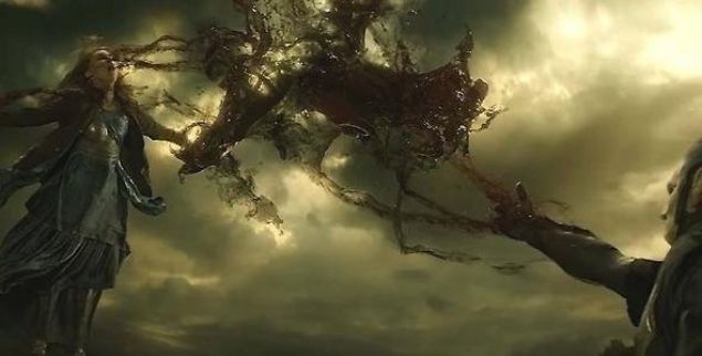 B�yle g�r�nd���ne aldanmay�n, tam bir hayal k�r�kl��� asl�nda bu sahne...! 