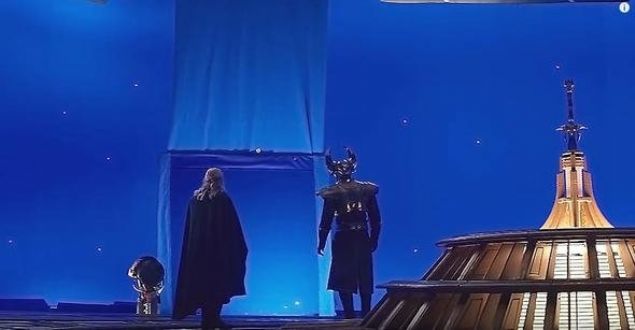 Ama her yer biraz mavi... 