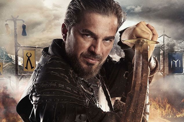  AA'n�n haberine g�re; Tekden Film'den yap�lan a��klamada, dizinin Riva'daki platosunda ve kost�mlerin bulundu�u konteynerlerde, 04.30 s�ralar�nda hen�z belirlenemeyen nedenle yang�n ��kt�. 