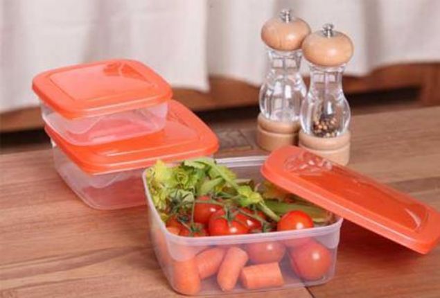 ��nk� fare kandillerin i�indeki ya�� ve fitili yemek ister. B�ylece ev halk�n�n ba��na evlerini yakabilir.� (M�slim, �bn Mace) 