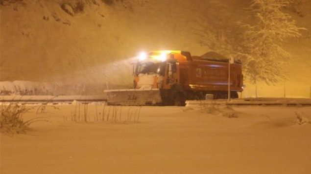  �stanbul Su ve Kanalizasyon �daresi (�SK�), Meteoroloji Genel M�d�rl��� verilerine g�re, so�uk hava dalgas�yla birlikte s�cakl�klar�n hissedilir derecede (8-16 derece) azalarak mevsim normallerinin alt�na inmesinin beklendi�i kaydederek, saya�lar� donmaya kar�� korumalar� konusunda �stanbullular� uyard�. 
