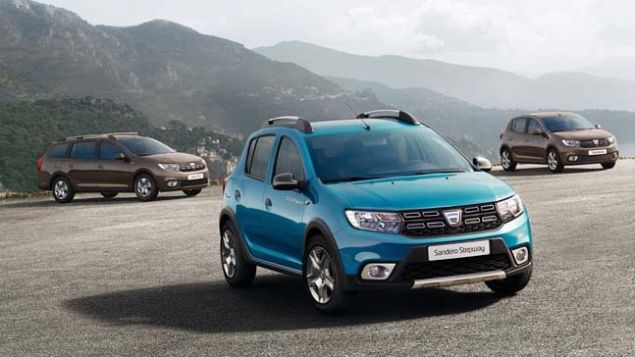 Hem fiyat� hem de t�ketim de�erleri ile y�zleri g�ld�ren Dacia, Sandero Stepway modelindeki 90 beygir g�c�nde 1.5 litrelik dCi motoru ile manuel �anz�manda 4.0 lt/100 km, Easy-R otomatik �anz�manda ise 3.8 lt/100 km�lik t�ketim de�eri elde ediyor.     