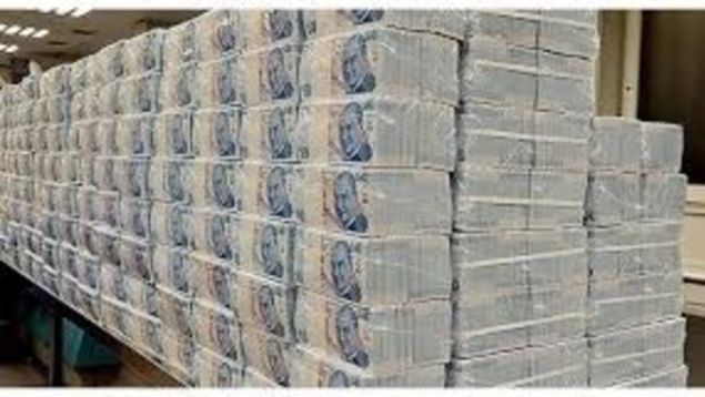 T�rkiye'de piyango �ekili�leri genelde �eyrek bilete isabet ediyor ve ikramiye 4'e b�l�n�yor.    