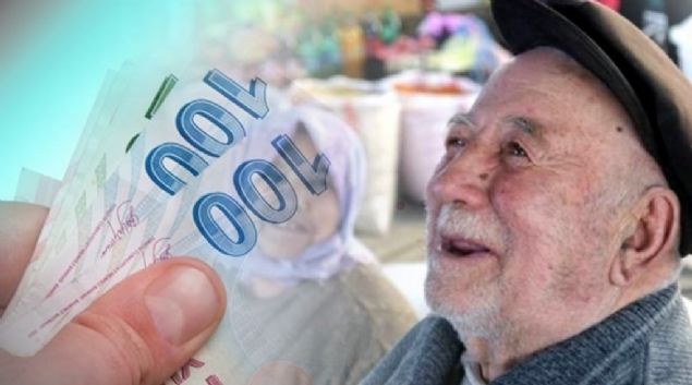 Ancak maalarda yaplacak artlara ilikin ipular da bulunuyor. Merkez Bankas'nn yapt son beklenti anketindeki 2017'ye ilikin enflasyon tahminine gre, SSK ve Ba- Kur emeklilerinin Ocak zamm yzde 5.52 olacak.  