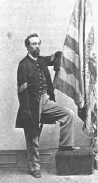                                                                 Thomas Plunkett  <br><br>  1809 ylnda daha tfekler henz gelimemi ve askerler sadece 50 metrelik hedefleri vurmak iin eitilirken savata 600 metreden Fransz Generali vuran rlandal Thomas Plunkett arkadalarnn bunun ans olduunu dnmemesi iin generali tedaviye gelen yardmcsn da vurarak ldrm.                                                          