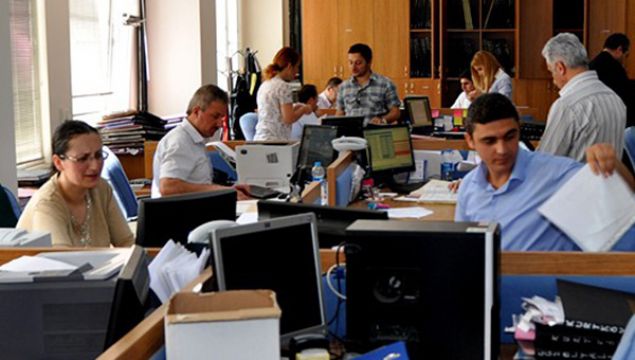 Orta Karadeniz Kalk�nma Ajans�- 7 personel alacak/ Son ba�vuru tarihi 5 Ocak 2018    T�rkiye Atom Enerjisi Kurumu- 9 personel alacak/ Son ba�vuru tarihi 8 Ocak 2018    D��i�leri Bakanl���- 10 personel alacak/ Son ba�vuru tarihi 12 Ocak 2018    �anakkale Ayvac�k Belediyesi- 1 personel alacak/ Son ba�vuru tarihi 22 Ocak 2018    Savunma Sanayi M�ste�arl���- 10 personel alacak/ Son ba�vuru tarihi 12 Ocak 2018    �SYM- 12 personel alacak- Son ba�vuru tarihi 4 Ocak 2018    Kafkas �niversitesi- 11 personel alacak- Son ba�vuru tarihi 2 Ocak 2018    Bilgi ve Teknoloji Kurumu- 71 personel alacak- Son ba�vuru tarihi 17 Ocak 2018    ��i�leri Bakanl���- 18 personel alacak- Son ba�vuru tarihi 12 Ocak 2018    Sosyal G�venlik Kurumu- 50 personel alacak- Son ba�vuru tarihi 9 �ubat 2018    Eti Maden ��letmeleri- 56 personel alacak- Son ba�vuru tarihi 7 Ocak 2018  