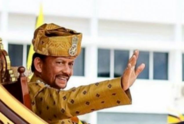                                                                 Kendi a��klamas�na g�re Jefri'nin 2,300'den fazla arac� bulunuyor.                                                       